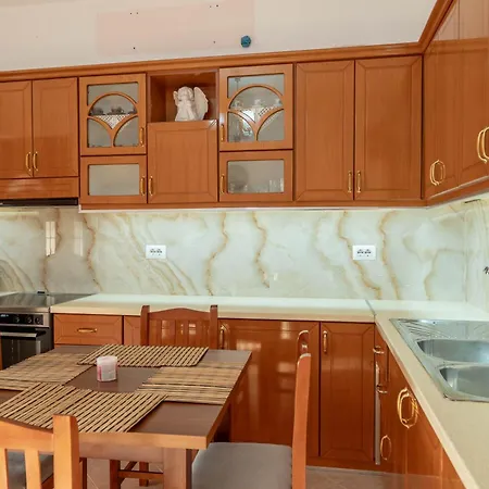 Vendégház Aldi's Çukë