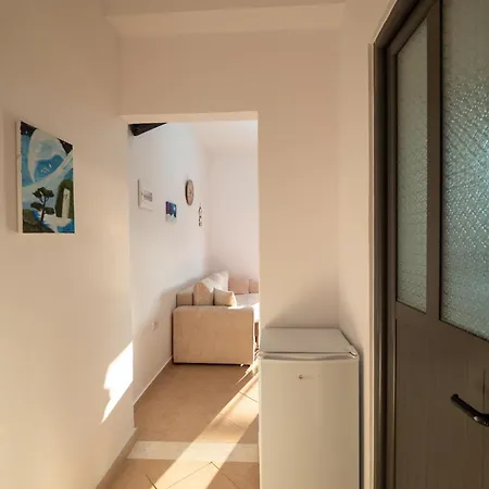Aldi's Guest house