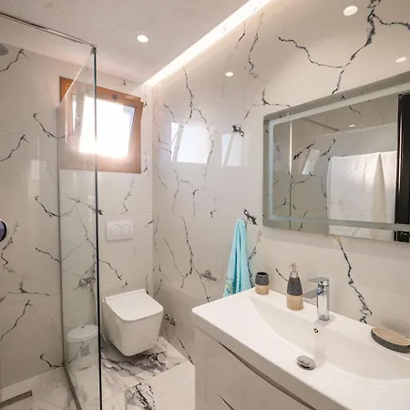 Vendégház Aldi's Çukë